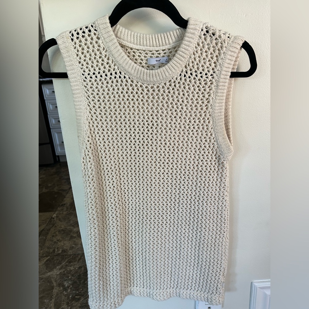 TNA knit tank top - size small